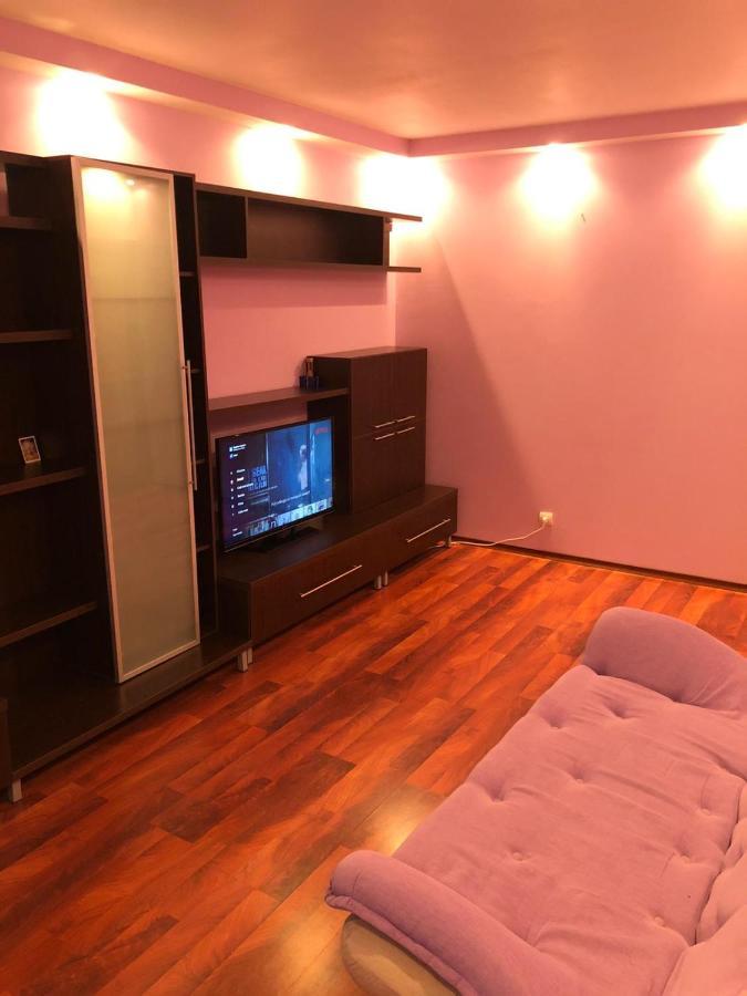 Clau Apartment Galaţi Exteriör bild